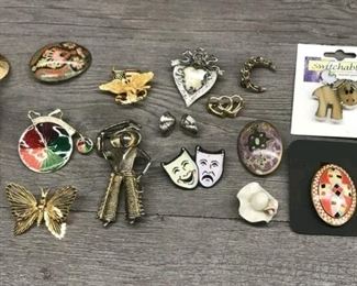 Costume jewelry lot brooches $5 each or all for $30
Lot B11