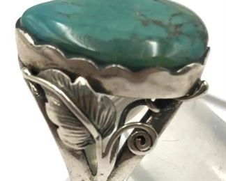925 Sterling silver pear shaped Turquoise bezel set cocktail ring size 7.75 
10.59 grams 
$60

