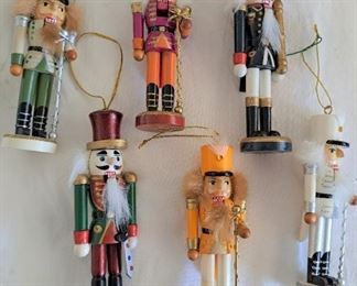 NUTCRACKERS