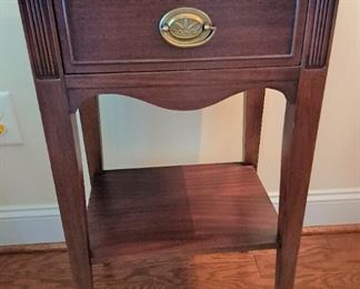 MAHOGANY END TABLE