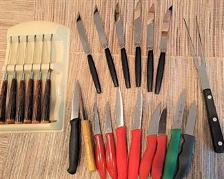 KNIVES LOT