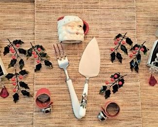 PORTMERION SERVER & OTHER NAPKIN RINGS LOT