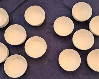 MIKASA BERRY BOWLS 