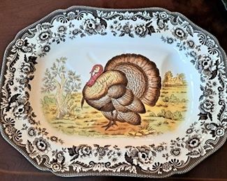 VERY LARGE SPODE TURKEY PLATTER WITH WELL