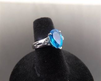 .925 Sterling Silver Pear Cut Topaz Crystal Ring Size 6
