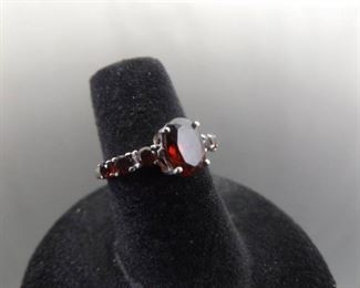 .925 Sterling Silver Oval Cut Garnet Crystal Ring Size 5.75
