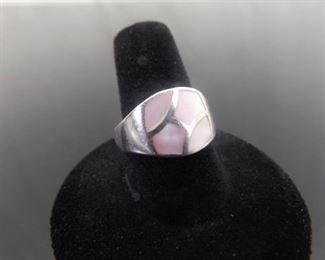 .925 Sterling Silver Inlayed Pink Mother of Pearl Ring Size 8

