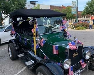 1924 Ford Model T Resto-Mod in McKinney 4th of July 2020 parade.  Ford 289 Crate Engine, new suspension, radio.  $25,000 for Estate Sale (normally $30,000)