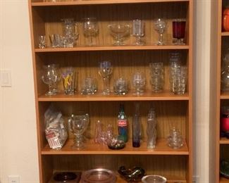 Glassware and pottery including Mid-century ashtrays