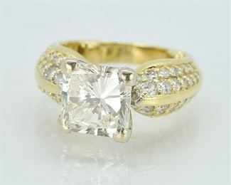 3.75 CT Center Stone Ladies Diamond Ring