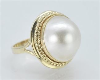 14K Yellow Gold Mabe Pearl Ring