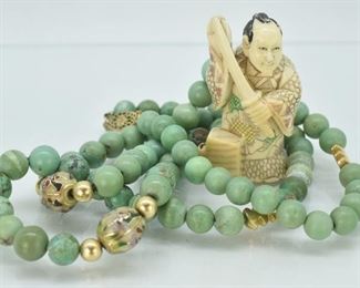 Jade Colored Natural Stone Beaded Necklace with Pendant