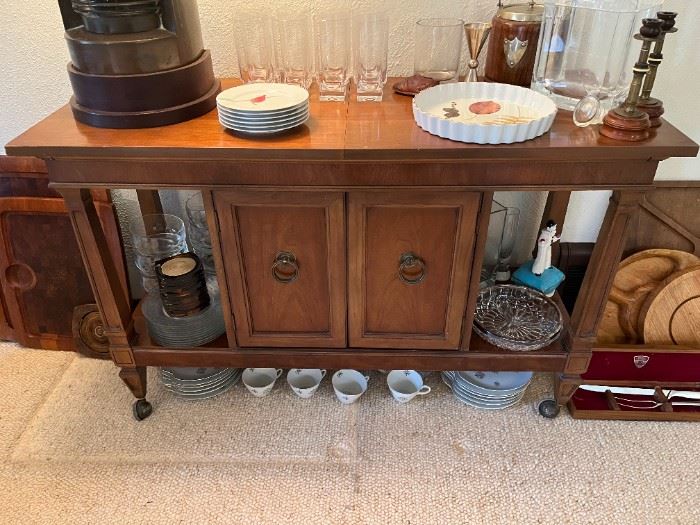 Lovely Highland Park Estate Sale starts on 10/27/2022