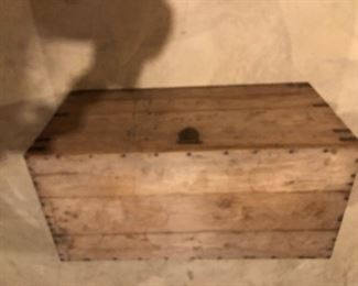 Antique trunk in great condition! $350