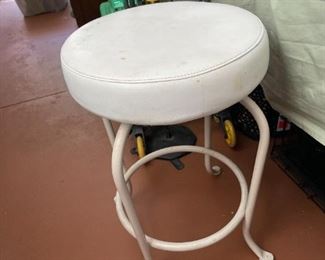 we have 2 white bar stools