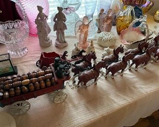 cast iron Vintage Budweiser beer wagon with8 Clydesdale Horses