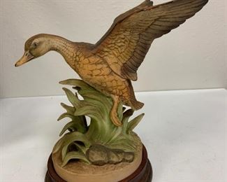 https://www.agesagoestatesales.com JF4022 Andrea Sadek Male Mallard Duck Figurine