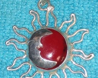 https://www.agesagoestatesales.com RAB3087A VINTAGE MEXICAN STERLING SILVER SUN MOON CHAIN FAB