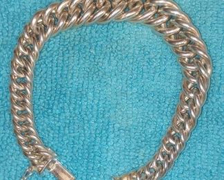 https://www.agesagoestatesales.com RAB3090 VINTAGE 7 INCH STERLING SILVER CHAIN LINK BRACELET ,MADE IN ITALY