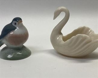 https://www.agesagoestatesales.com NW1054 LOT OF 2 CERAMIC BIRDS FROM DENMARK AND LENOX