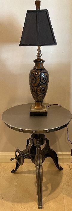 Crank Table 22", Table Lamp