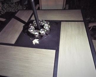 outdoor table middle