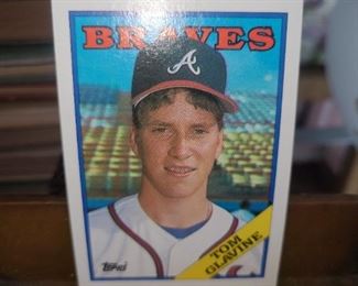 Topps Tom Glavine Rookie card 1988 in near mint condition 9 grade