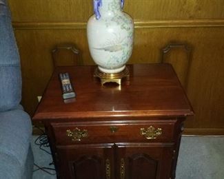 Pennsylvania House End Table