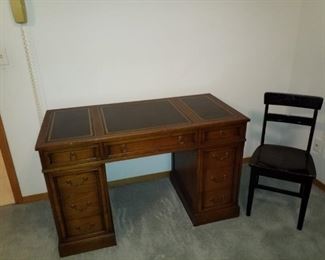Sligh-Lowry leather top desk