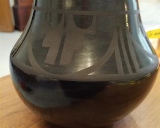 Angel Pueblu, 1971. San Iidefonse pottery