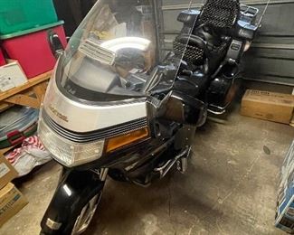 1994 Honda gold wing motorcycle 