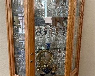 Assorted fine stem wear 