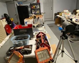 Miscellaneous tools and garage items