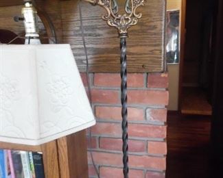 Solid metal floor lamp with impeccable design