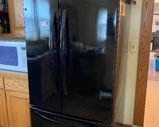 Kenmore Refrigerator with Bottom freezer drawer