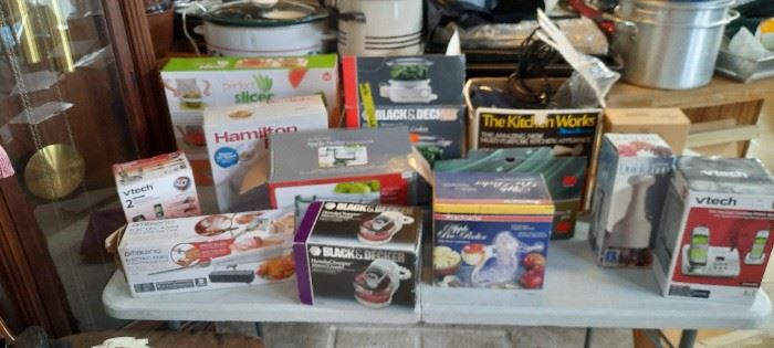 NIP Small Kitchen Appliances Ready for use and/or gifting.
