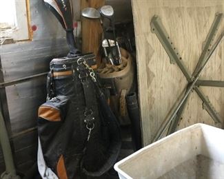 Golf Clubs 