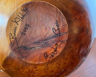 #24 -$60 San Fransisco wood carved Bruce Abbott 2013 Buck eye wood carved vase 