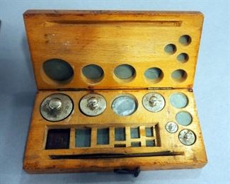 Portable Medicine Scale & Weights, Incomplete Set Of Weights