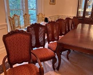 Dining room pieces table / chsir server china closet