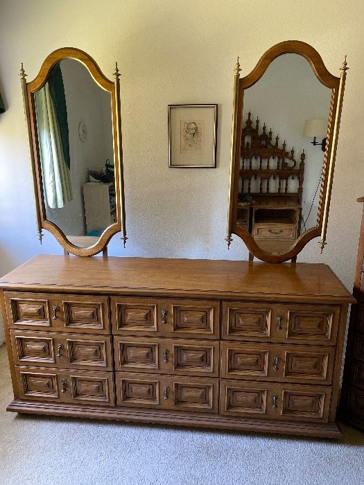 $95.  DREXEL Esperanto 9 drawer dresser.
With 2 mirrors.
69”x19”x32.5”