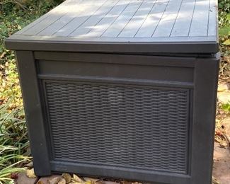 Outdoor storage container 28''deep x 23''tall x 28'' wide offered for $60