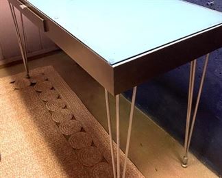 Madison Manicure Ultimate Nail Table retail $1395 offered for $495