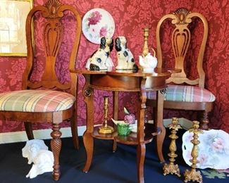 Lexington, 6 dining room chairs w/ 2 capatains chairs (total 8) , 