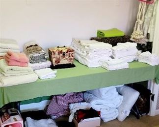 Linens,  king, full, queen