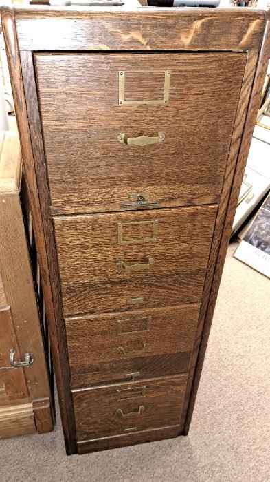 1/2 OFF ALL REMAINING ITEMS SATURDAY!! Large 2 Day Living Estate Sale. Items from 6 different living estates under one roof!!