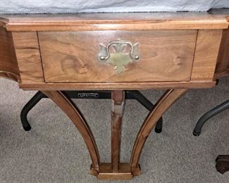 Wall shelf w/ drawer
