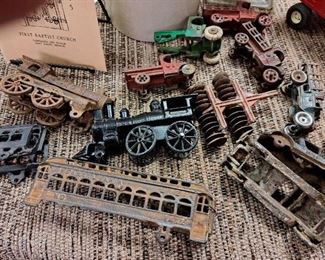 Cast iron toys (most As-Is)