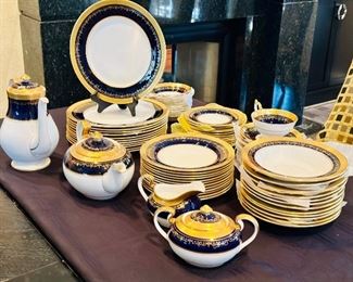 Aynsley "Georgian Cobalt" service for 12.  Includes dinner plate, salad plate, bread & butter, rimmed soup, berry dishes, coffee, tea, sugar and creamer.  