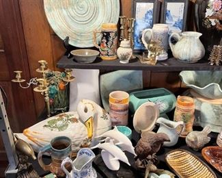 POTTERY AND BRASSWARE INCLUDING BALDWIN BRASS
